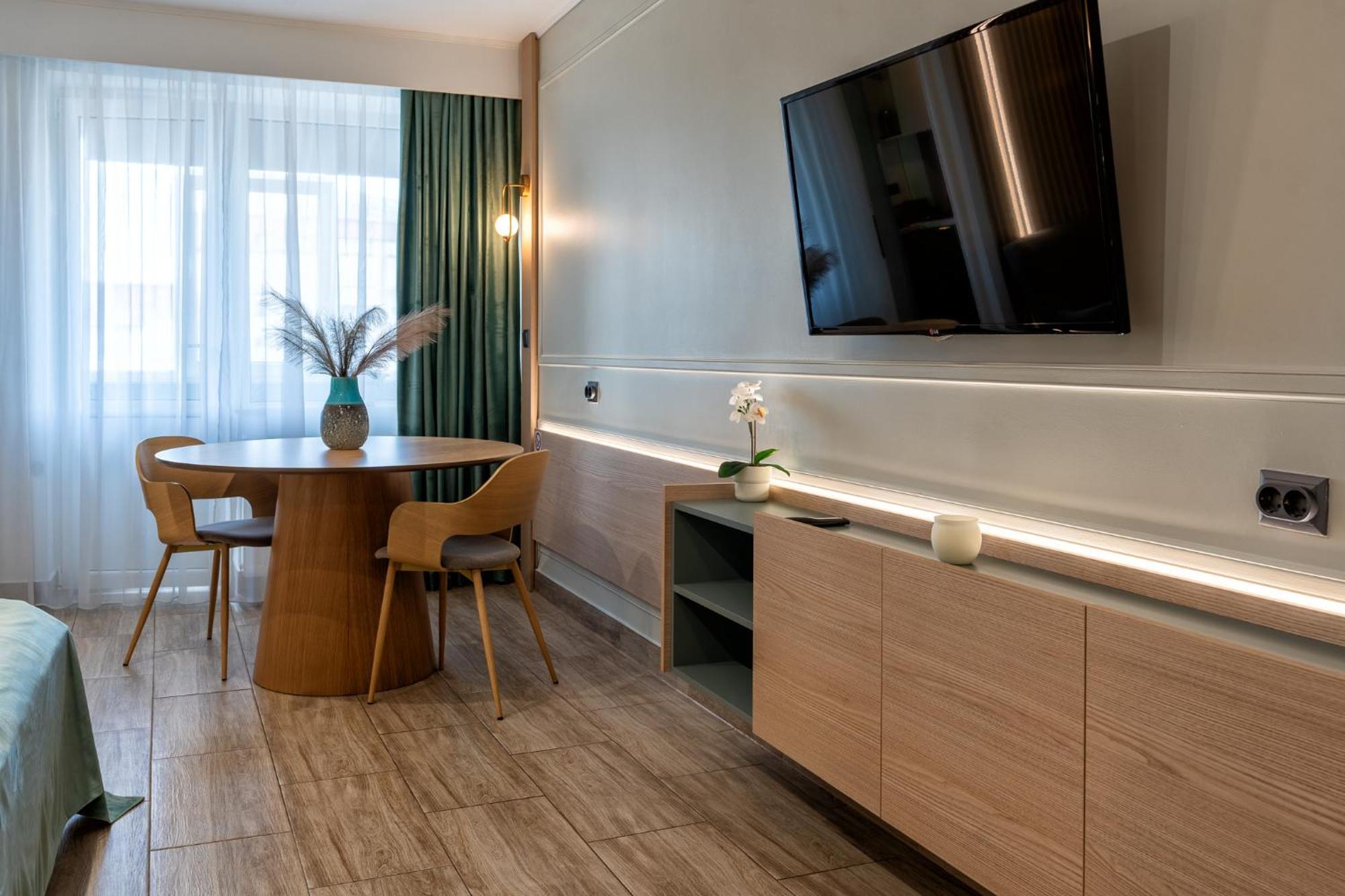 Marcos Studio Nice And Cozy Питешти Экстерьер фото